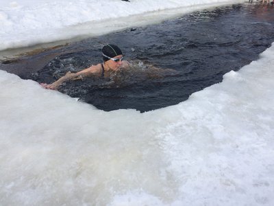 Открытый чемпионат округа по спортивному зимнему плаванию