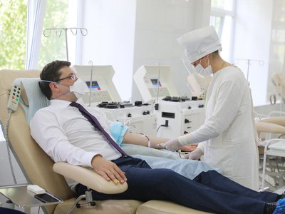 Глеб Никитин стал донором крови в рамках Всероссийской акции #МыВместе