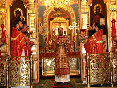Епископ Выксунский и Павловский Варнава отслужил литургию в соборе в честь Рождества Христова