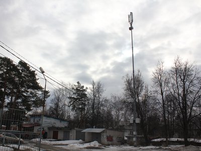 Опасно ли жить рядом  со станцией сотовой связи