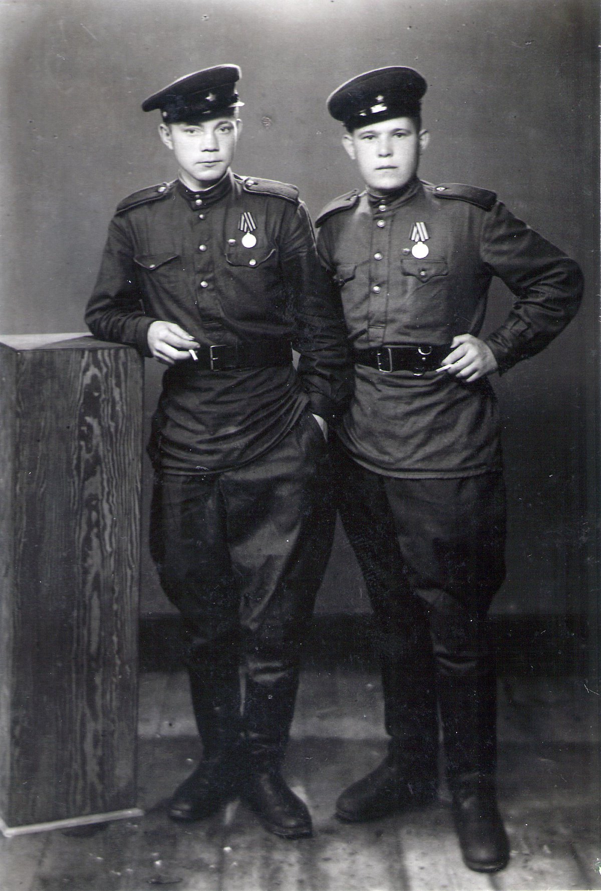 Кубылькин-Виктор-Яковлевич-справа.jpg