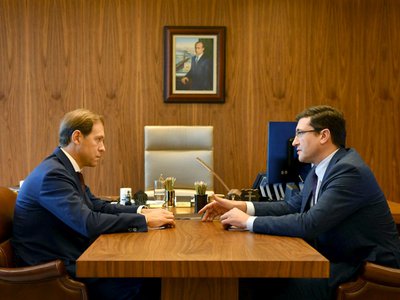 Денис Мантуров и Глеб Никитин обсудили реализацию в регионе нацпроектов в сфере промышленности и экспорта