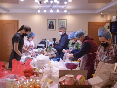 Три месяца православные добровольцы обеспечивали бесперебойную доставку продуктов выксунцам