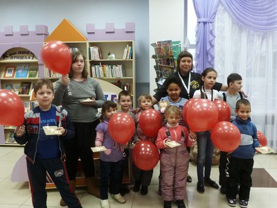 В Центральной детской библиотеке прошёл праздник для детей (Выкса, 2017 г.)