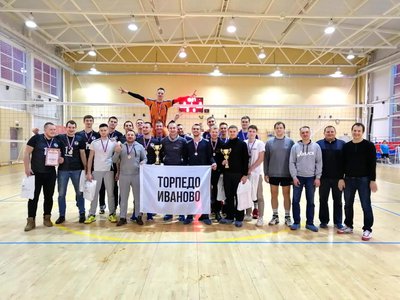 Волейболисты области встретились на Кубке энергетика округа