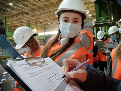 Выксунские школьники посетили металлургическое производство (2021 г.)