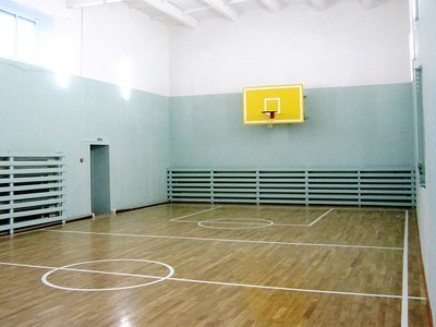Ремонт спортзала в Новодмитриевской школе почти завершён