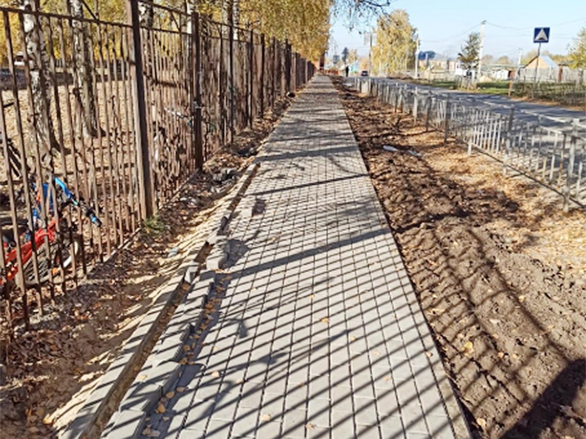 Более одного километра тротуара будет обновлено в Шиморском в рамках реализации проекта инициативного бюджетирования «Вам решать»