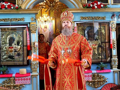 Епископ Варнава поздравил выксунцев с Пасхой Христовой