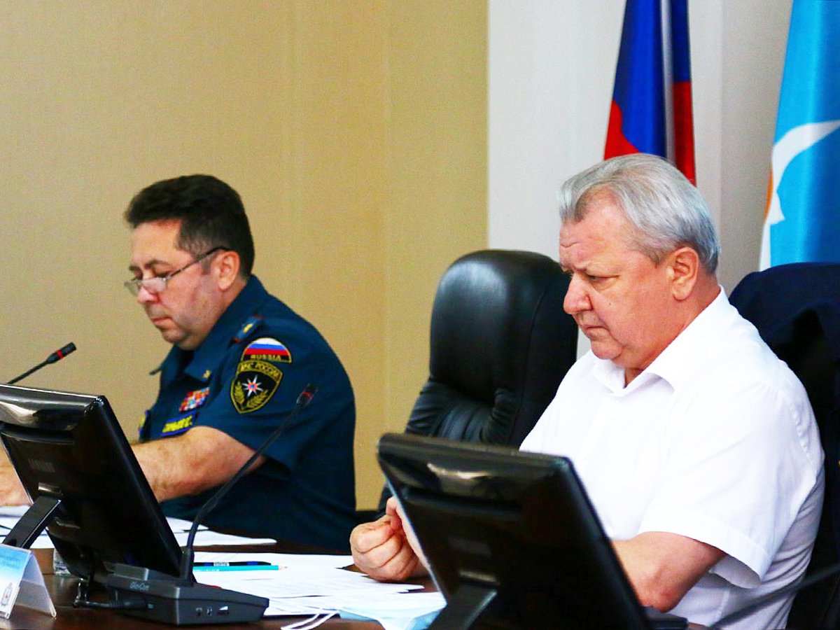 Дмитрий Краснов провёл внеочередное заседание комиссии по предупреждению и ликвидации чрезвычайных ситуаций