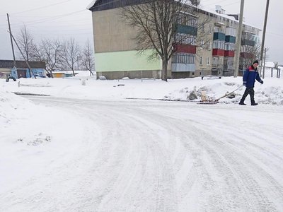 Благодаря инициативе местных жителей дорогу в Новодмитриевке отремонтируют уже в этом году