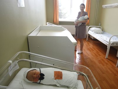 Глеб Никитин посетил родильный дом №4 Нижнего Новгорода (2018 г.)