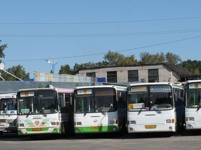 Движение автобусов по улице Тюрина снова ограничат