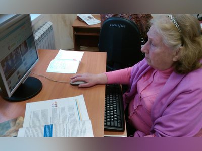 Неработающих пенсионеров обучат «Азбуке интернета»