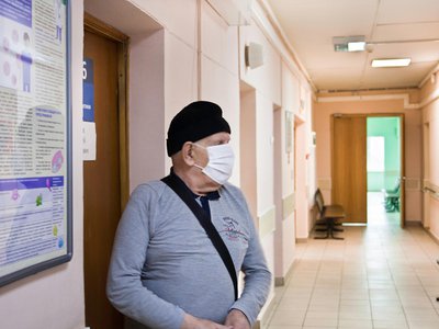 Работающие нижегородцы старше 65 лет могут уйти на больничные по карантину