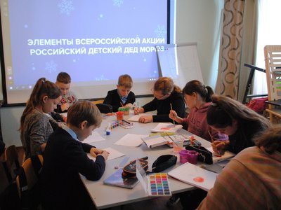 Выксунские школы присоединились ко всероссийской акции «Российский детский Дед Мороз»