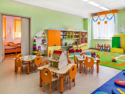 В 28 детских садах теперь есть круглосуточная охрана