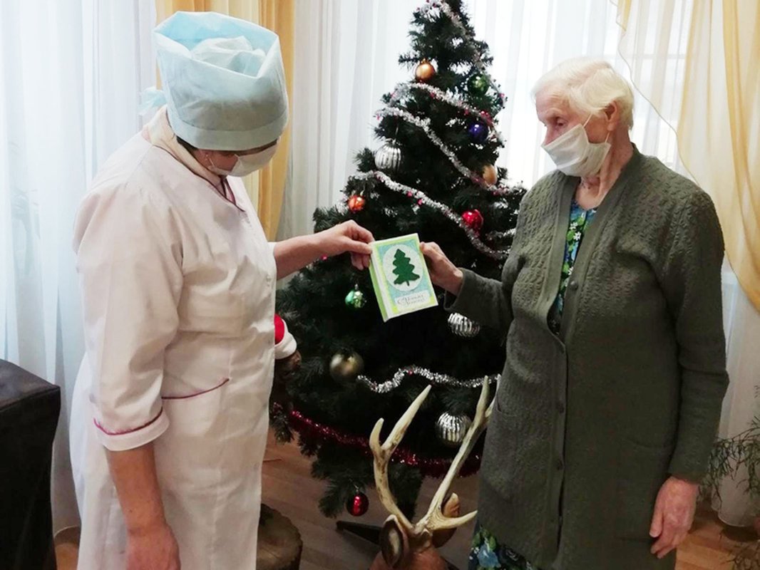 Необычные открытки к Рождеству сделал портал «Милосердие.ru»