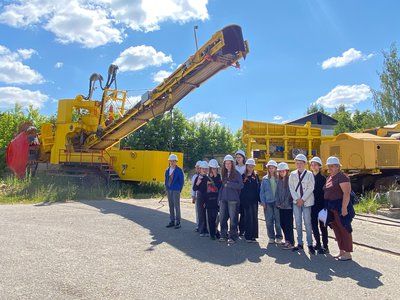 На «Дробмаше» детям подарили билет в будущее