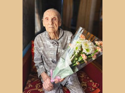Жительнице округа Елене Роговой исполнилось 103 года