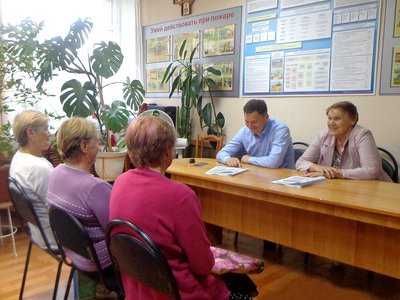Депутат Евгений Елистратов провёл встречу с жителями Вили