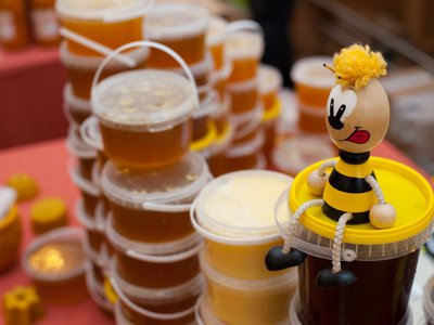 В течение следующего года в Выксе будут проводиться регулярные ярмарки мёда и молока