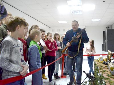 Смена юных волонтёров «Инициатива в действии» проходит в детском центре «Лазурный»