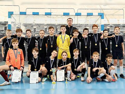 Юные футболисты «Металлурга-2010» завоевали золото в первенстве Выксы по мини-футболу