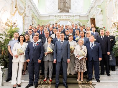 Десять выксунцев стали заслуженными металлургами РФ