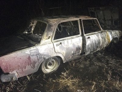 В километре от Проволочного сгорел автомобиль