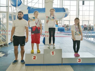 Дарья Спирина завоевала две медали на областном первенстве по плаванию