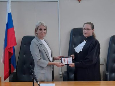 Оксана Соловьёва получила знак отличия «За усердие» II степени