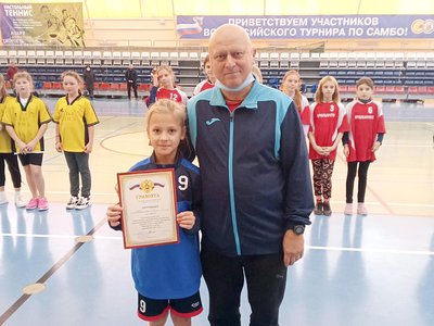 Команда «Ника» завоевала золото на муниципальном этапе соревнований «Мини-футбол в школу»