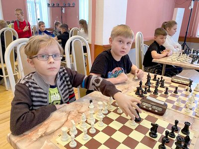 Выксунские шахматисты завоевали путёвку в финал «Внеклассник-2022»