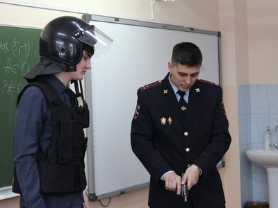 Сотрудники полиции посетили гимназию №14 (2022 г.)