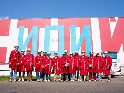На экскурсию в Выксу приехали люди с инвалидностью из Нижнего Новгорода