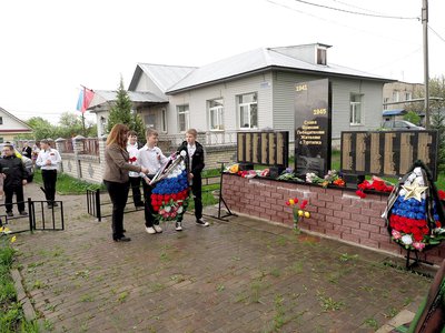 В Уноре, Туртапке и Мотмосе почтили память погибших земляков