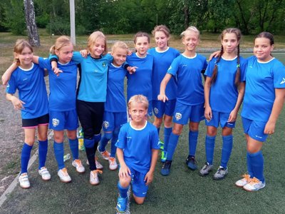Спортивный клуб «Металлург» объявляет набор девочек в команды по мини-футболу