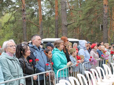 Митинг на Северном кладбище 9 мая 2025