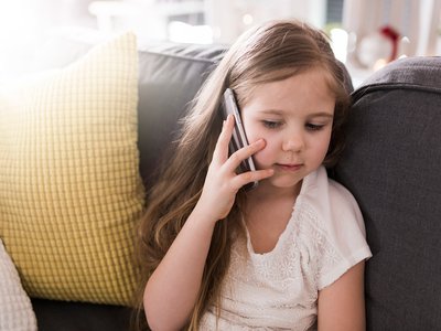 В Нижегородской области действует единый общероссийский номер детского телефона доверия
