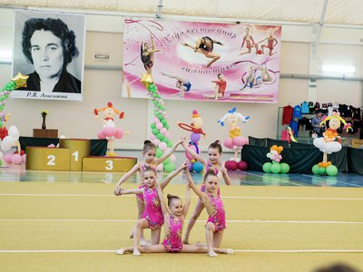 Секция художественной гимнастики ведёт набор девочек 2017 г.р.