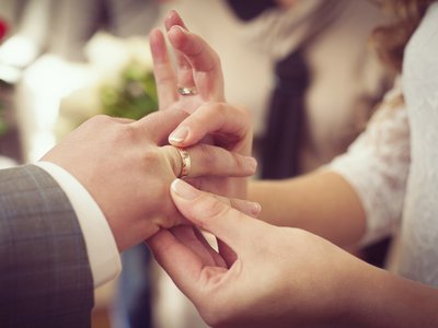 В регионе смягчили требования к проведению церемоний бракосочетания