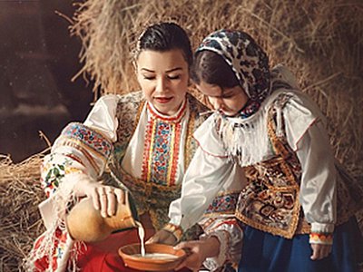 Нижегородцев приглашают принять участие в международном фотоконкурсе «Мама и дети в национальных костюмах»