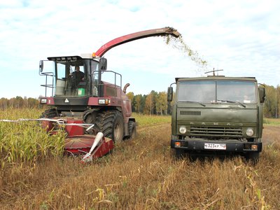 Глеб Никитин поручил выделить 145 млн руб. на обновление парка сельхозтехники