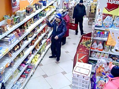 Полицейские задержали вора, который похищал продукты питания из магазинов