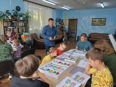 Детям помогли «Знатоки»