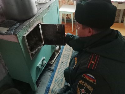 В многоквартирных домах Шиморского проверили пожарную безопасность