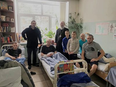 Геннадий Колоколов организовал поездку в Мулинский госпиталь