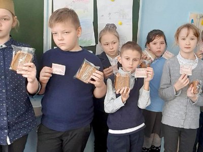 Блокадный хлеб: Новодмитриевская школа