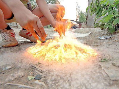 Что нужно делать для того, чтобы избежать пожара от детской шалости с огнём